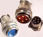 电连接器